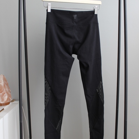 TNA mesh leggings - Picture 3 of 6